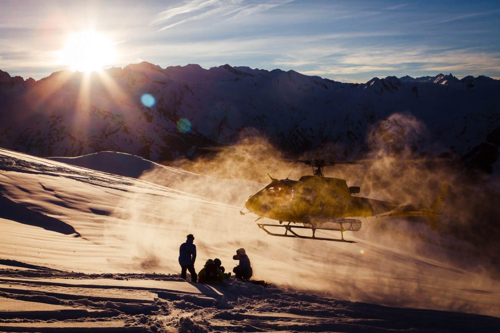 pyrenees_heliski_ski_trip_group_line_snow_heliski_terrain-16 (1)